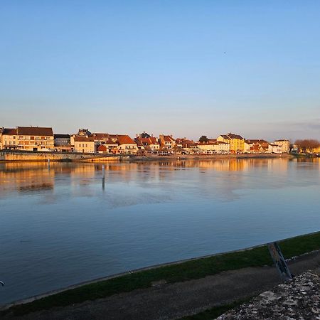 Auberge De La Marine Losne Eksteriør billede